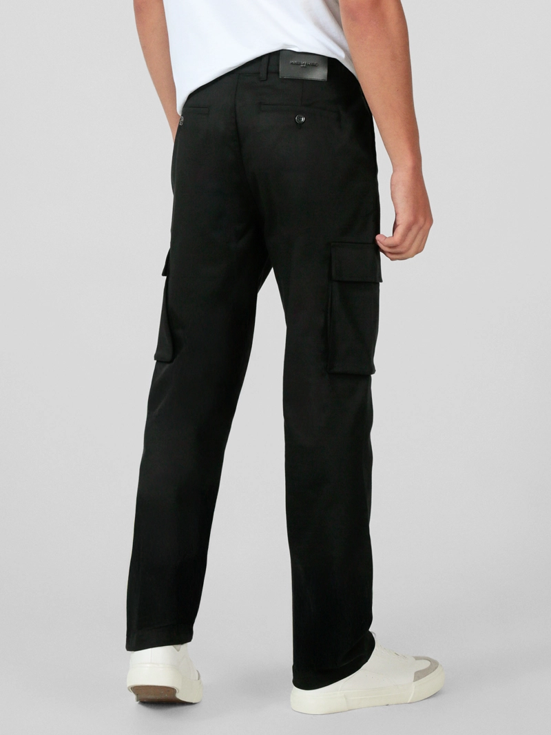 PANTALON CARGO CON TEJIDO DE SARGA - 3