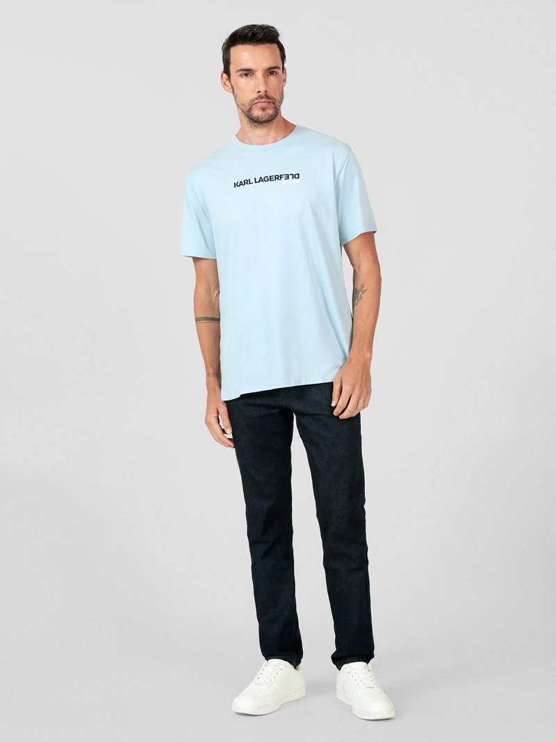 POLERA CON LOGO INVERTIDO - 2