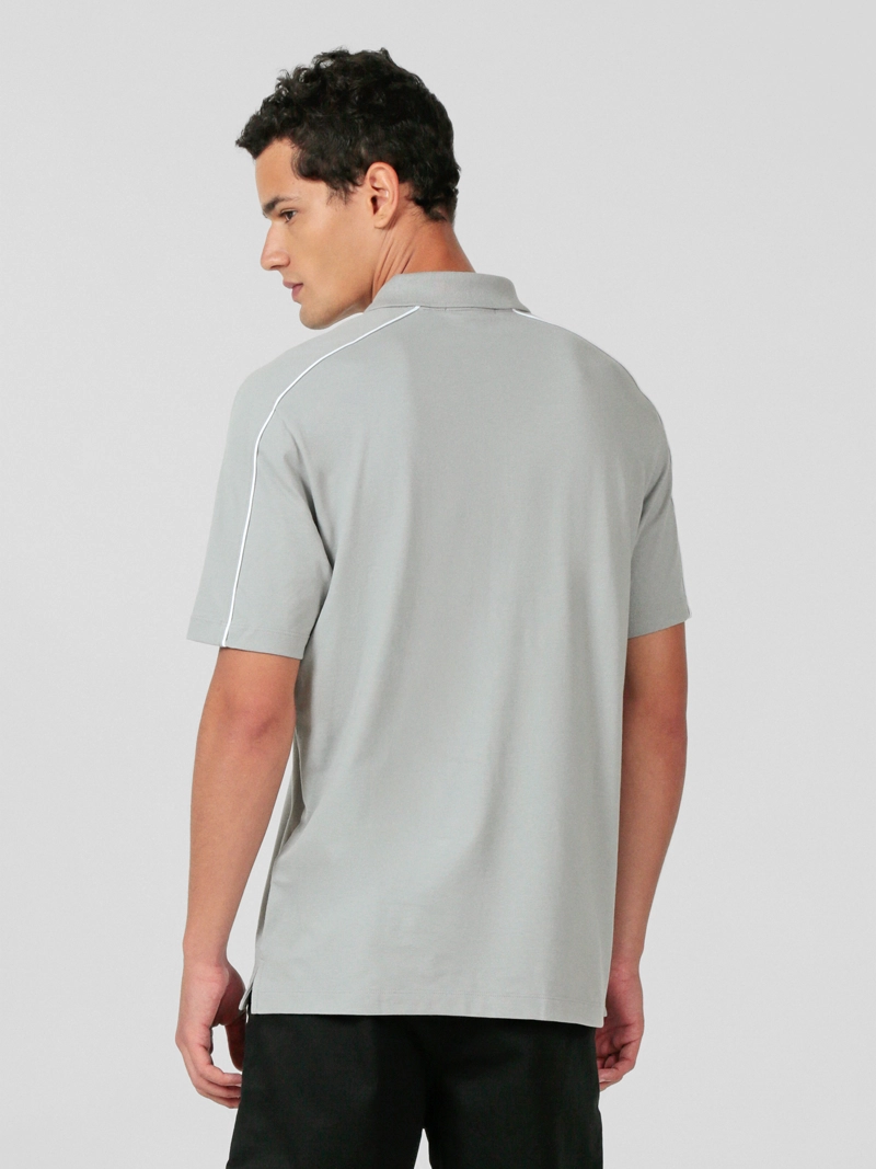 POLO CON DETALLES DE SILUETA DE LOGO DE KARL - 3