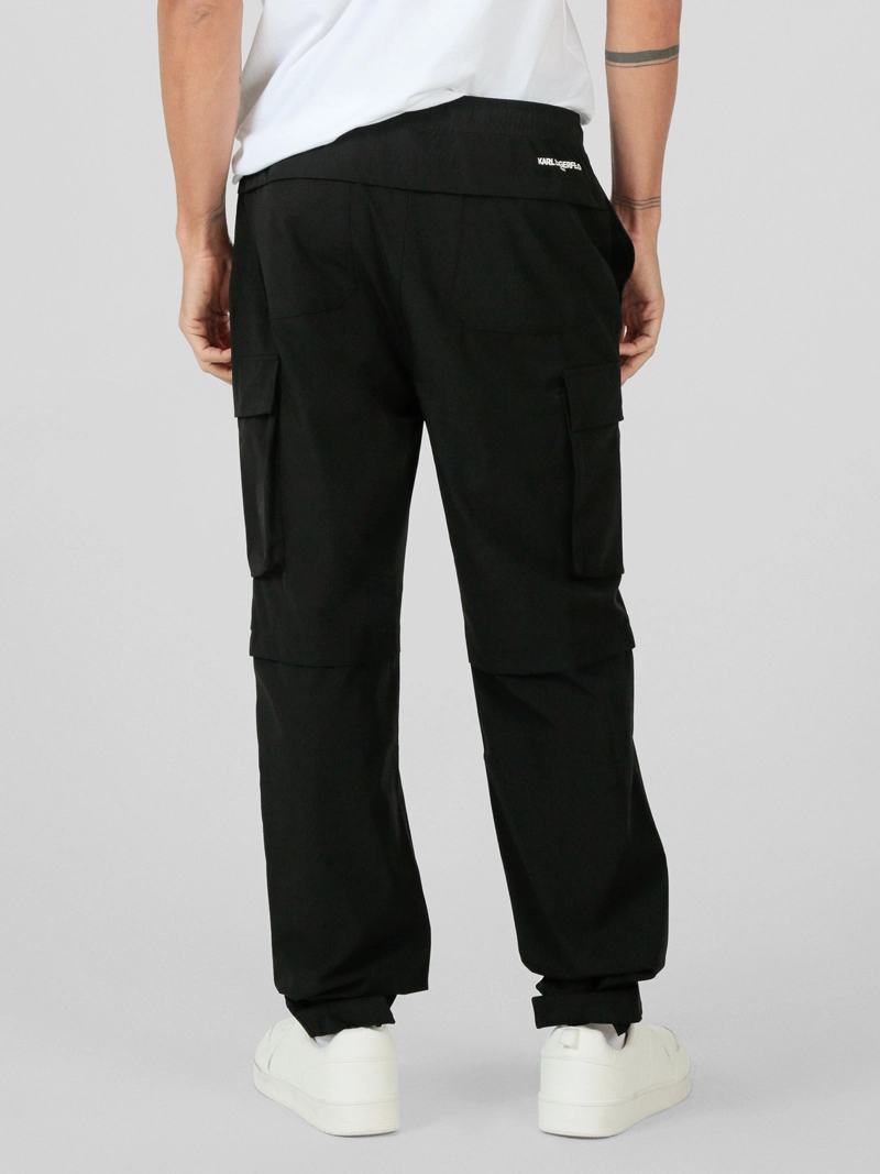 PANTALON CARGO DE NAILON - 3