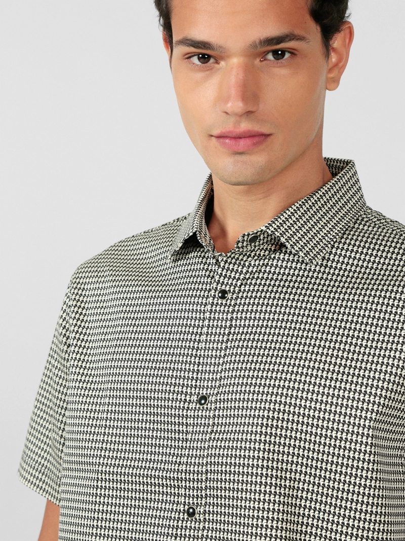 CAMISA DE MANGA CORTA CON ESTAMPADO - 5