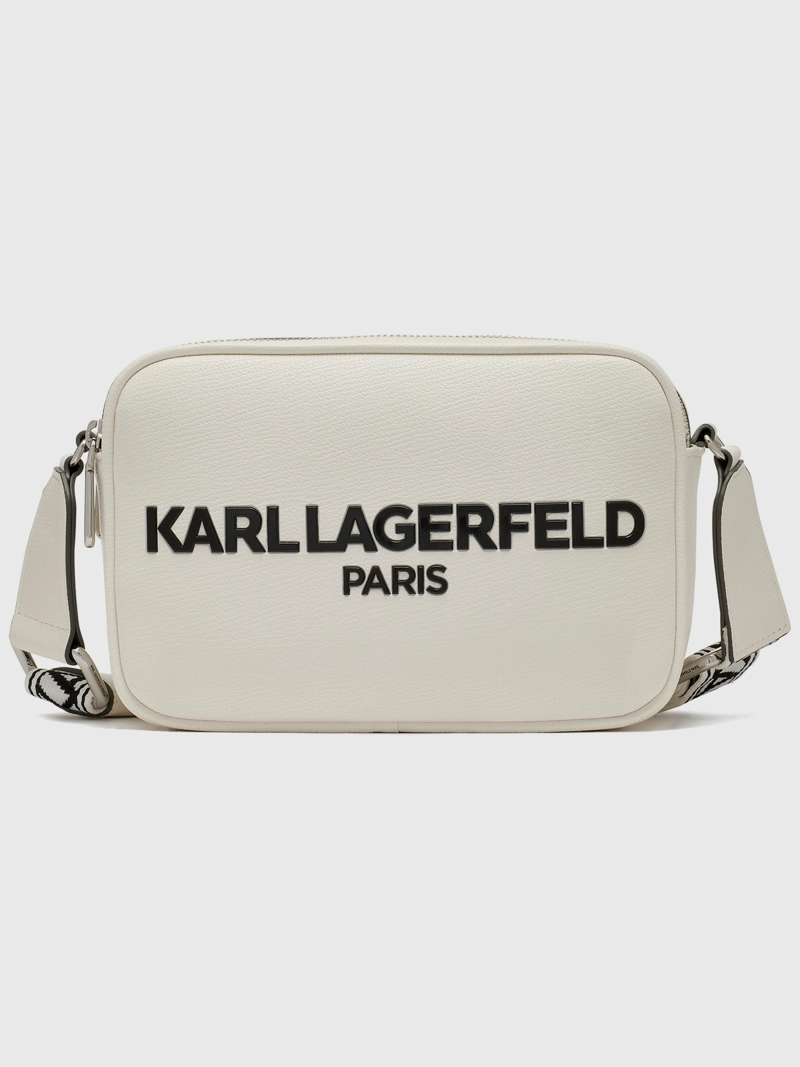 CARTERA BANDOLERA CON LOGO EN CONTRASTE - 1
