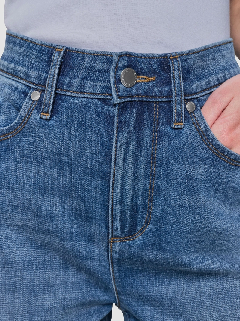 PANTALON DENIM CON MOTIVOS FLORALES - 5