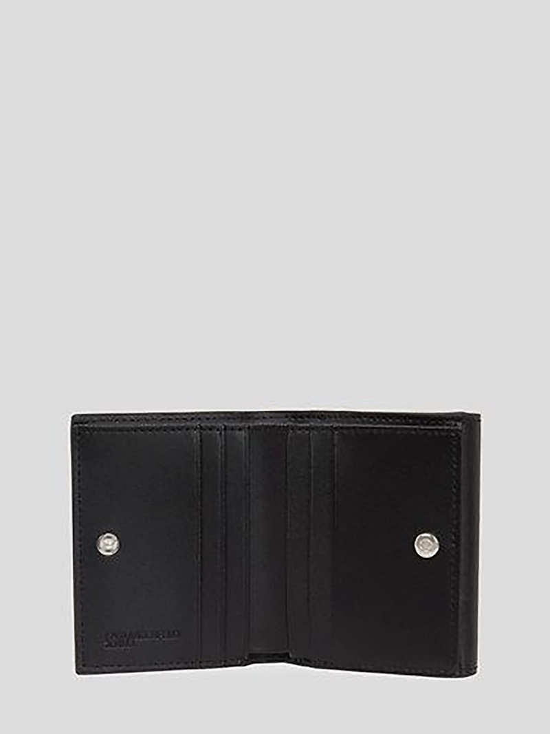 BILLETERA BIFOLD CON SOLAPA - 3