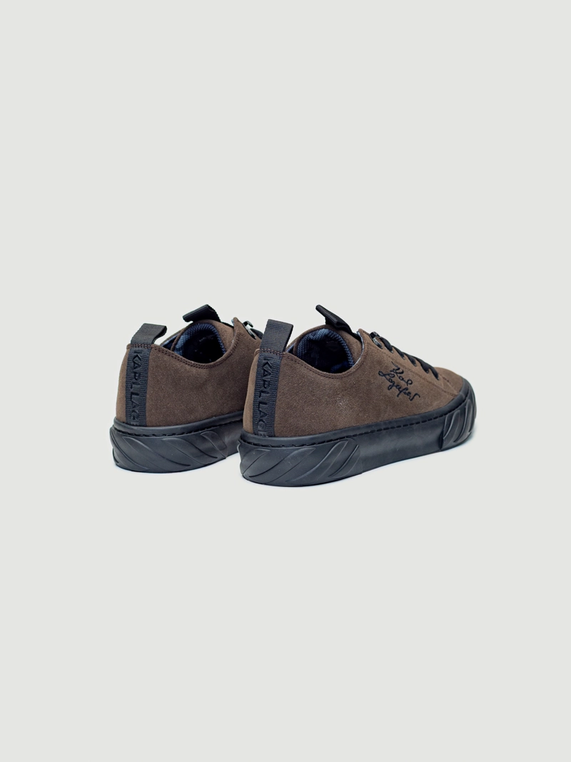 ZAPATILLAS DE GAMUZA DE PERFIL BAJO CON LOGO BORDADO - 4