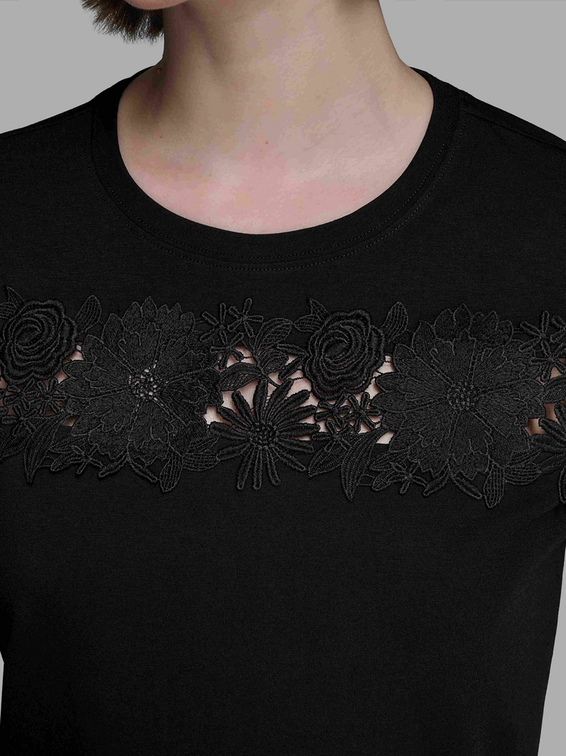 POLERA DE PUNTO CON DETALLE DE ENCAJE - 6
