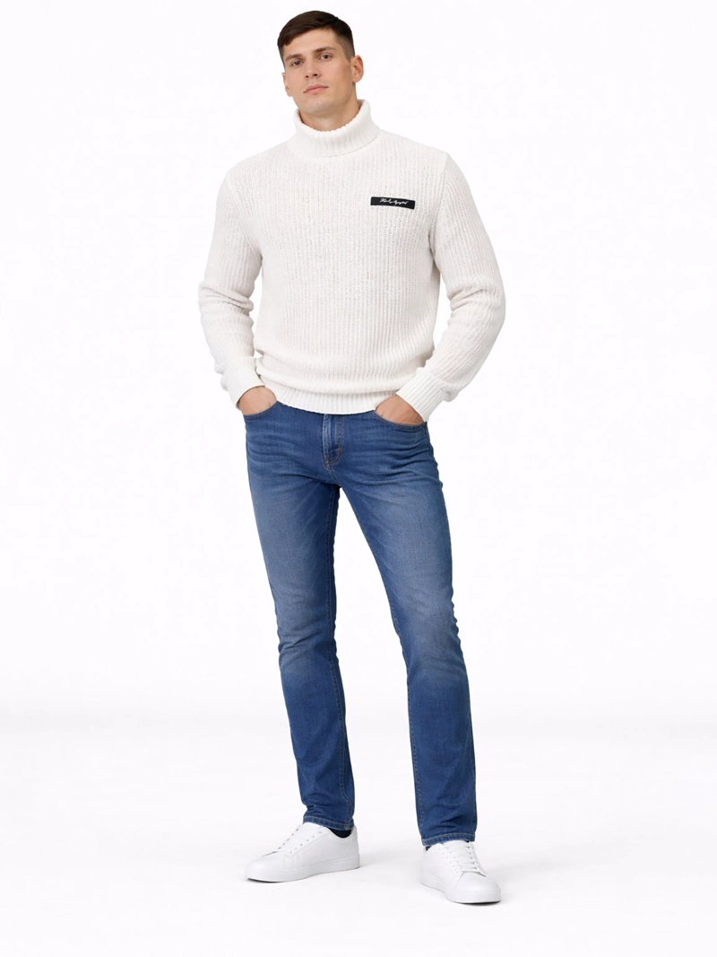 SWEATER DE CUELLO ALTO TEXTURIZADO - 2