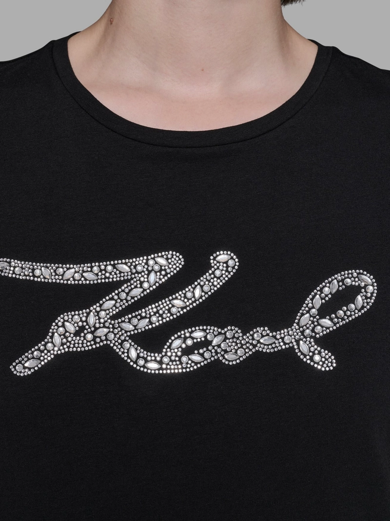 POLERA CON GRAFICO DE FIRMA DE KARL - 6