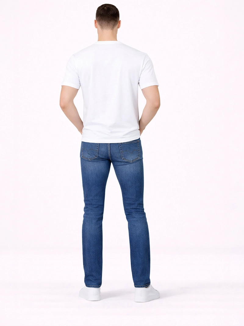 POLERA CON ESTAMPADO PEQUEÑO DE EN ESTILO ARMADURA - 3