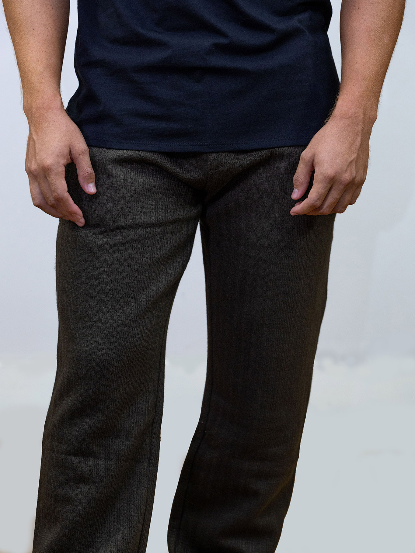 PANTALON DE PUNTO DE CORTE RELAJADO - 2