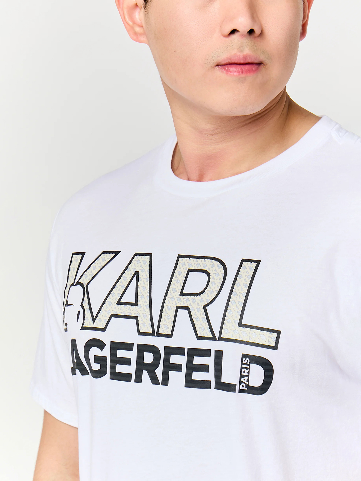 POLERA CON LOGO KARL LAGERFELD EN GRAN FORMATO - 4