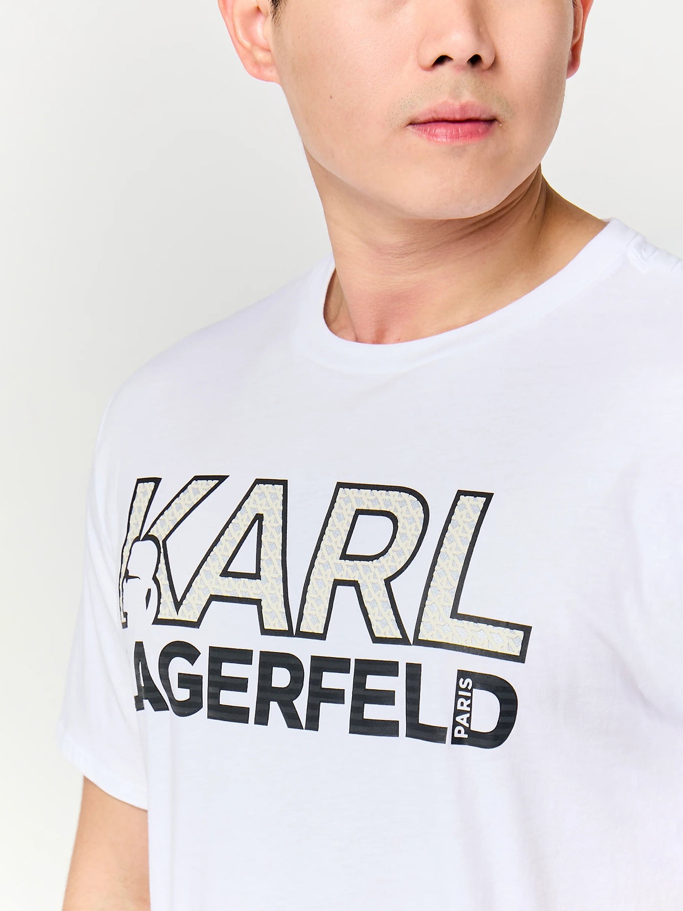 POLERA CON LOGO KARL LAGERFELD EN GRAN FORMATO - 4