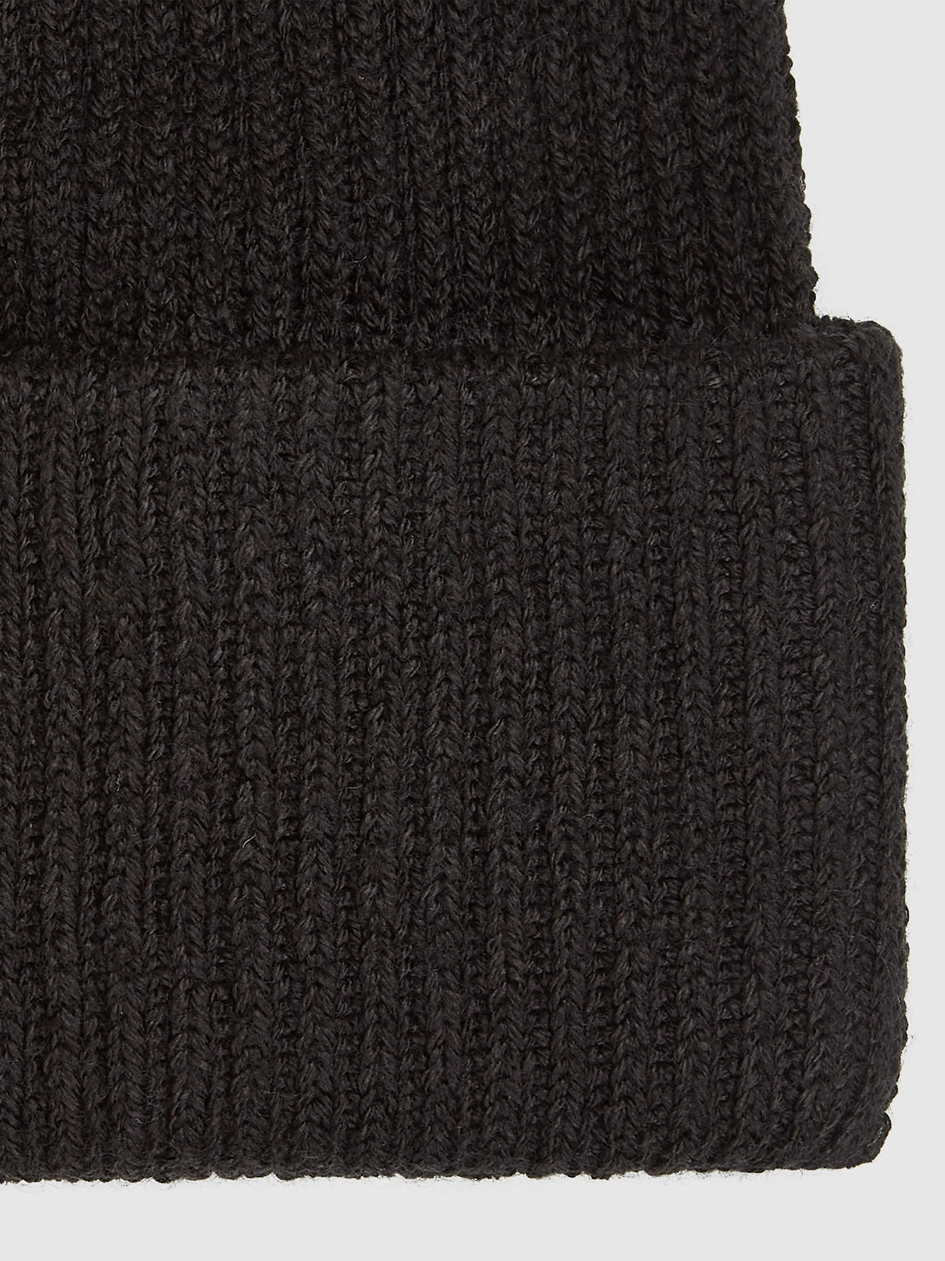 GORRO LARGO TEJIDO CON PARCHE FRONTAL - 5