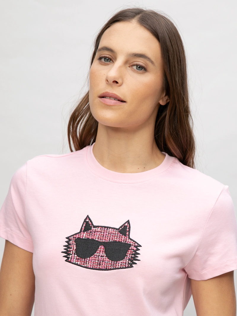 POLERA CON GRAFICO TEXTURIZADO DE CHOUPETTE - 4