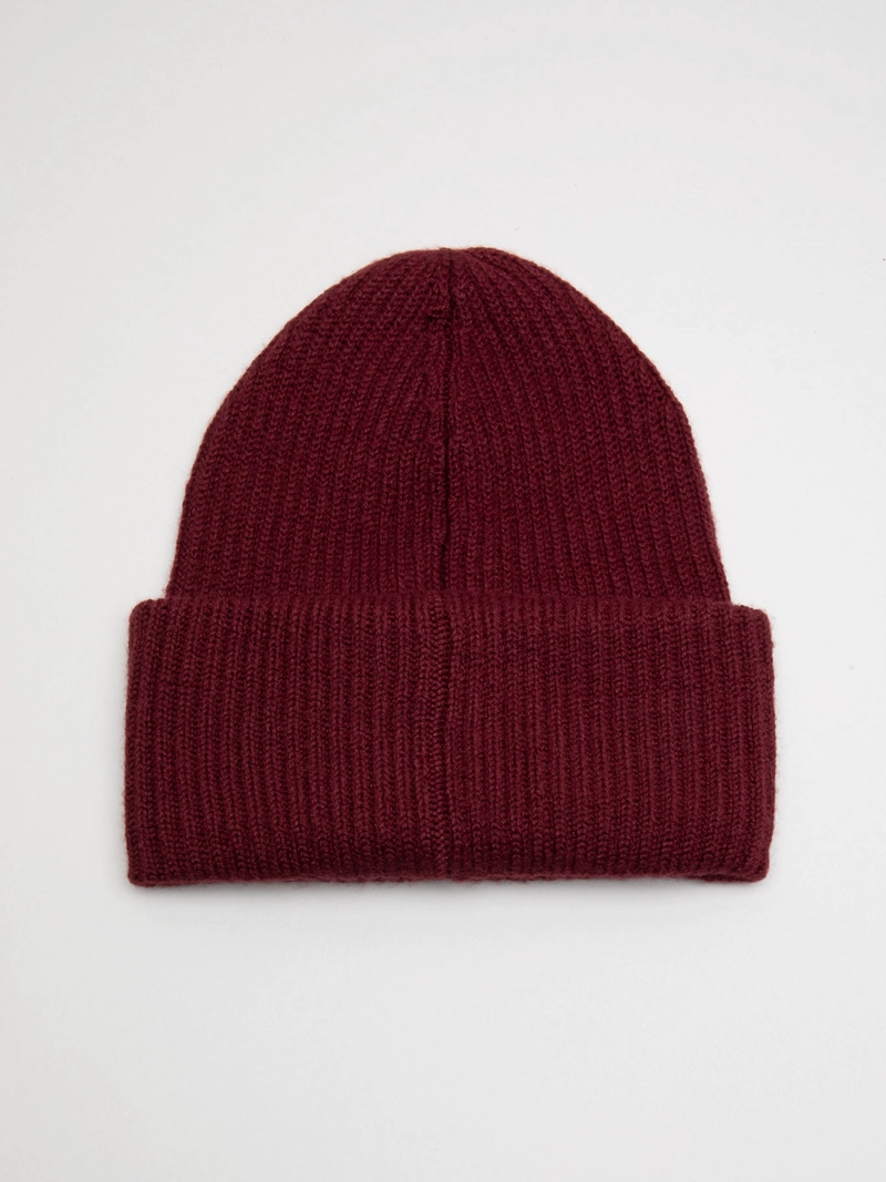 GORRO LARGO TEJIDO CON PARCHE FRONTAL - 3