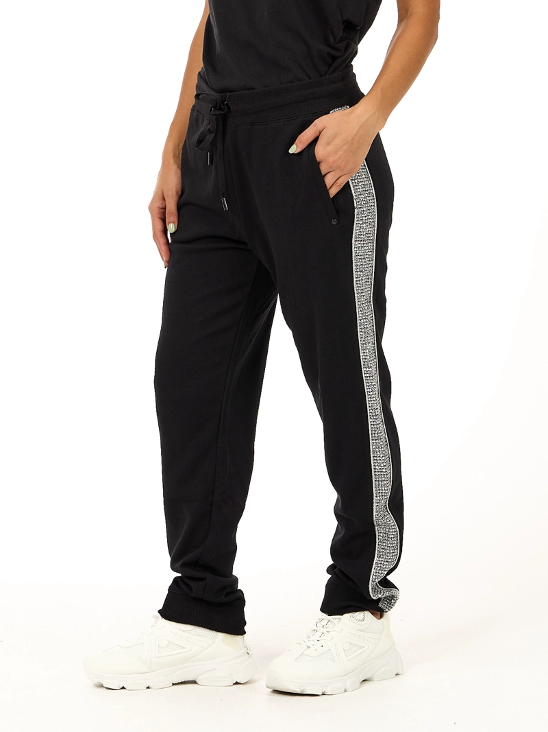 JOGGER CON DETALLES BRILLANTES - 4