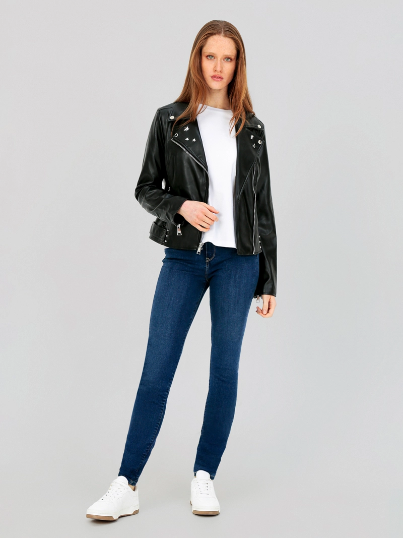 CHAQUETA CON APLIQUES METALICOS - 2