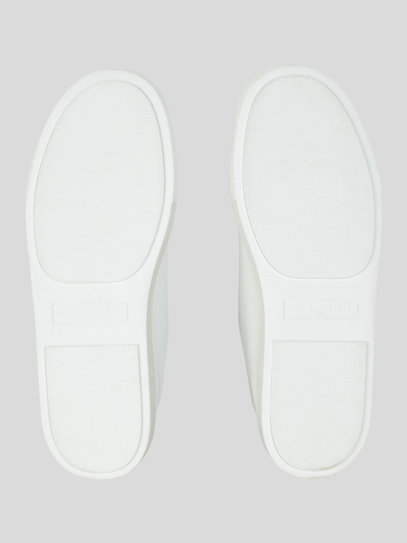 ZAPATILLAS BLANCAS CON BORDADO ROCOCO - 4