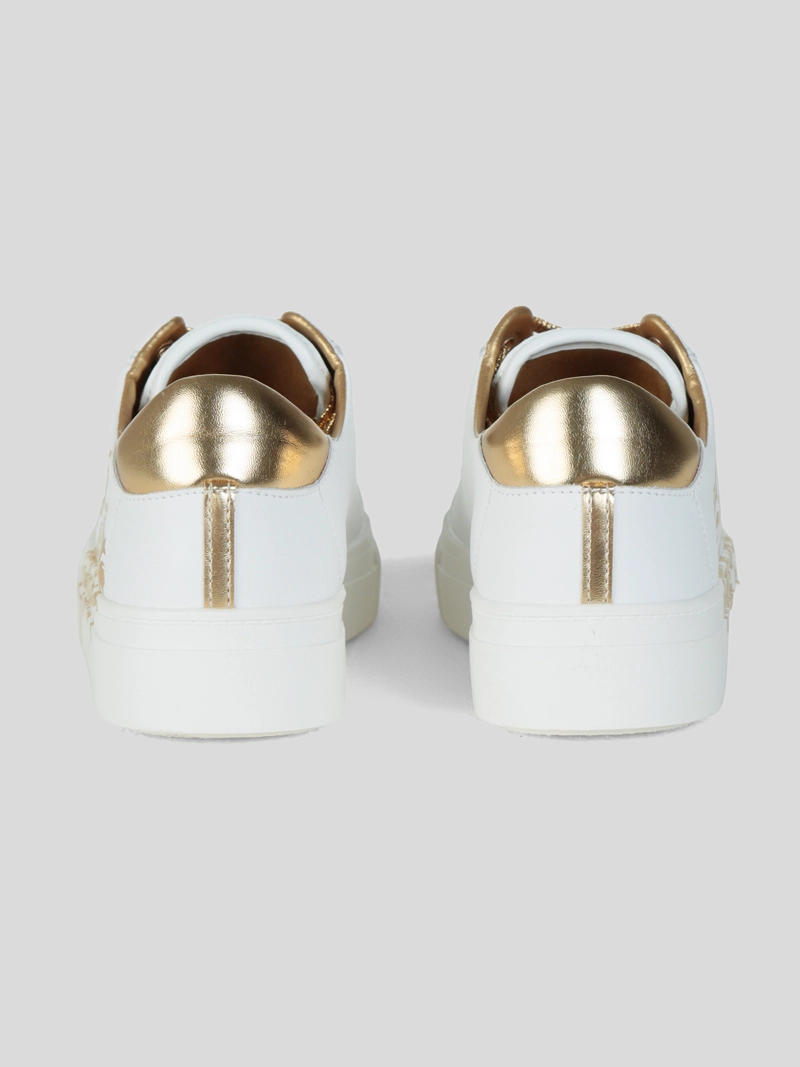 ZAPATILLAS BLANCAS CON BORDADO ROCOCO - 5
