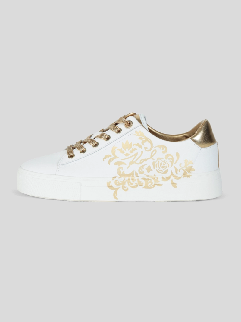 ZAPATILLAS BLANCAS CON BORDADO ROCOCO - 7