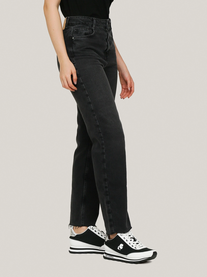 ZAPATILLAS CON CORDONES - MAICO - 8