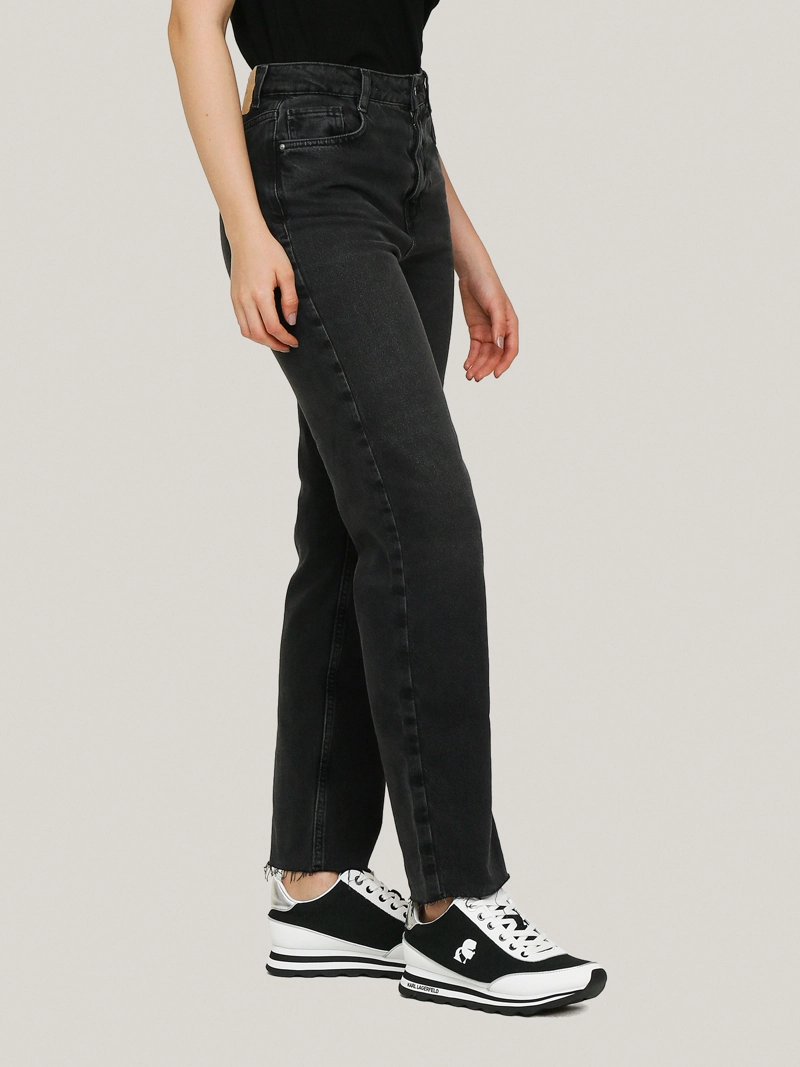 ZAPATILLAS CON CORDONES - MAICO - 8