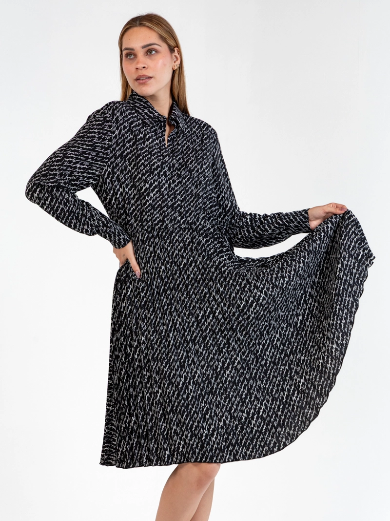 VESTIDO MIDI CON ESTAMPADO DE FIRMA - 3