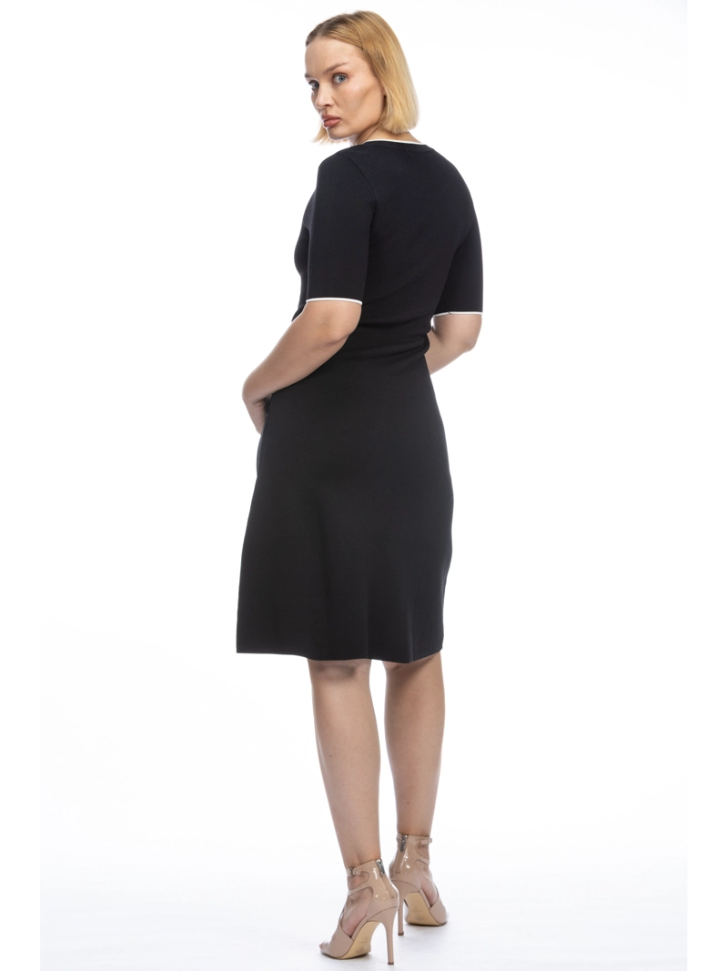 VESTIDO DE PUNTO DE MANGA CORTA - 5