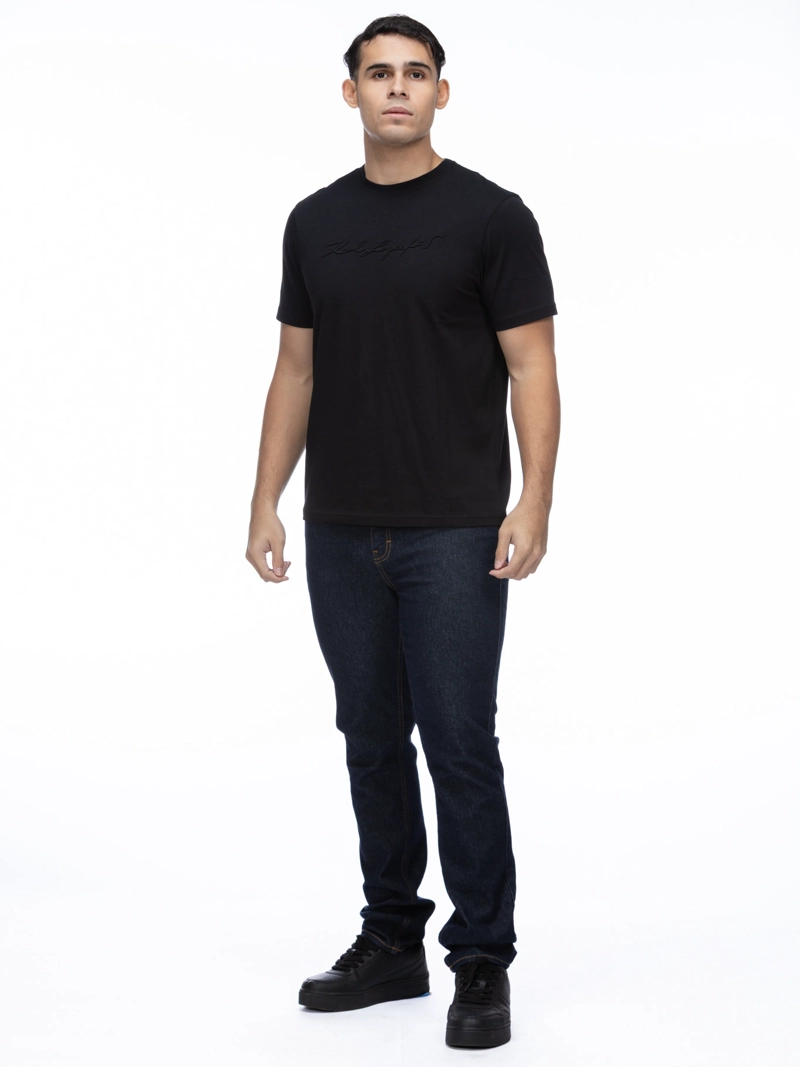 POLERA CON LOGO EN RELIEVE - 2