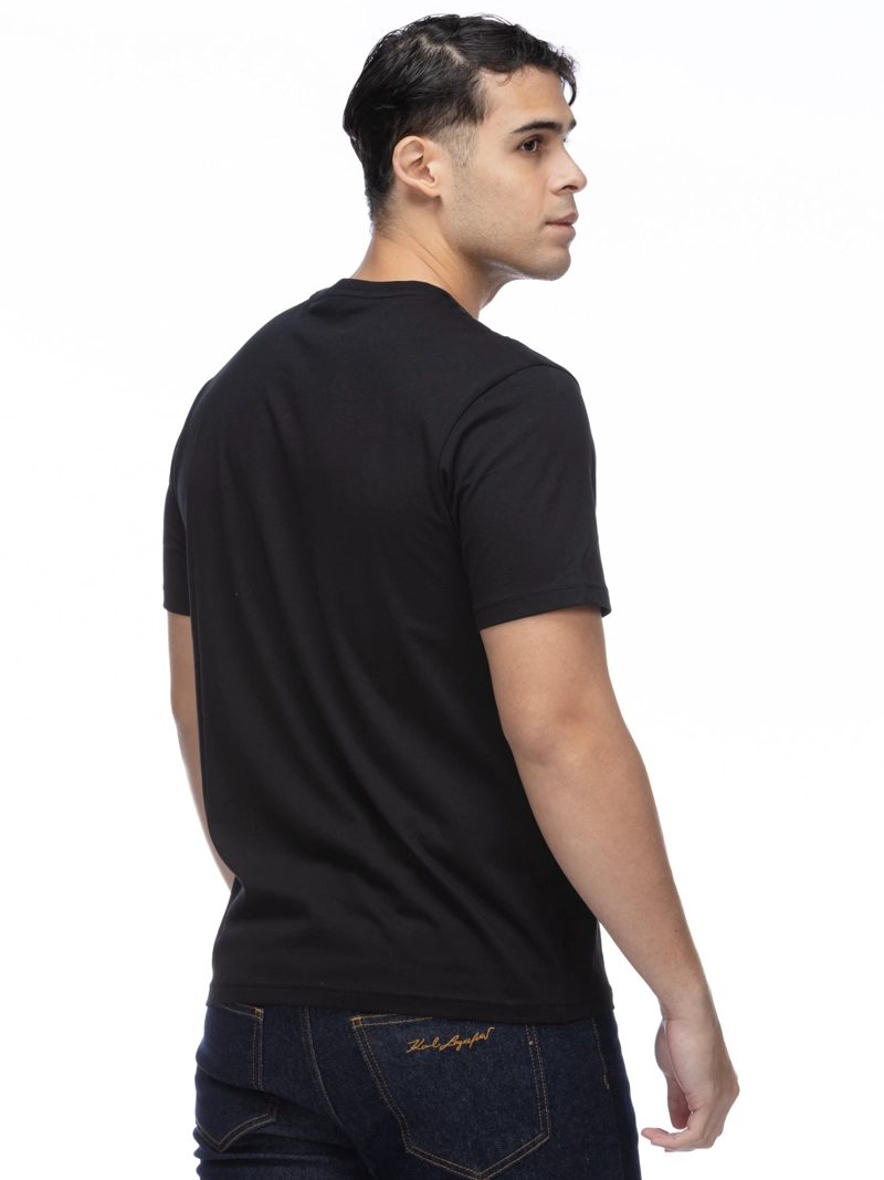 POLERA CON LOGO EN RELIEVE - 4