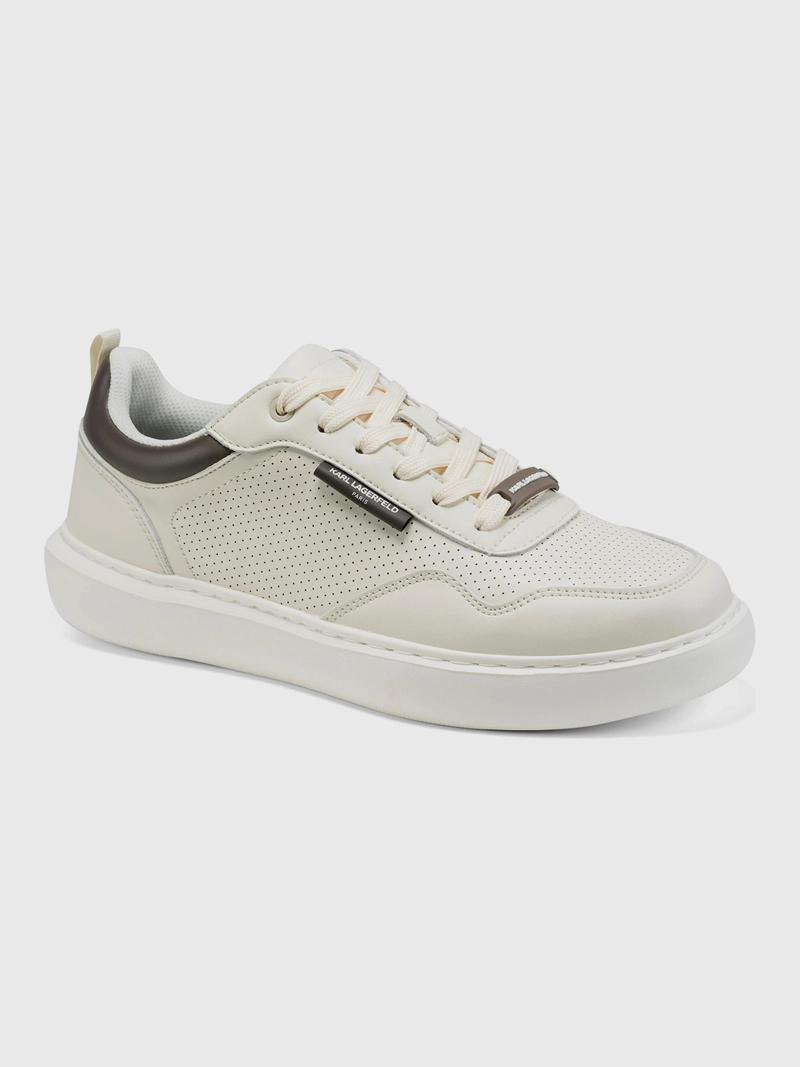 ZAPATILLAS PERFORADAS CON CORDONES - 1