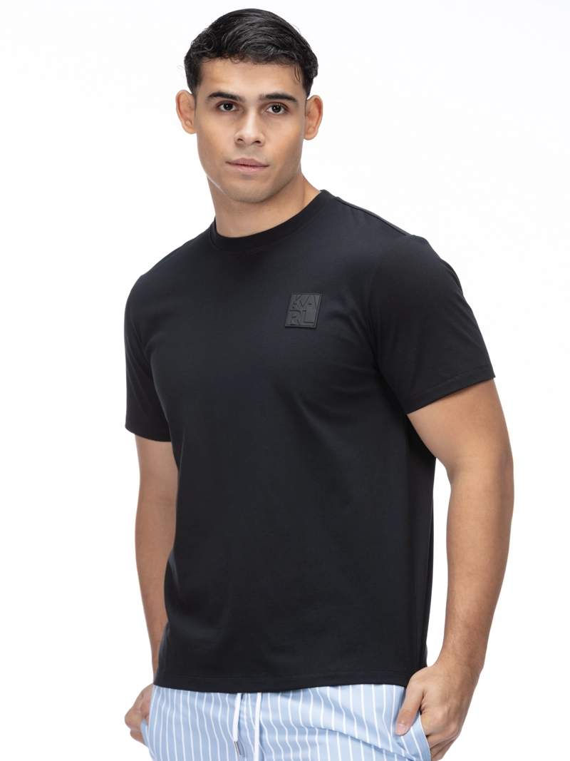 POLERA CON PARCHE DE GOMA - 1