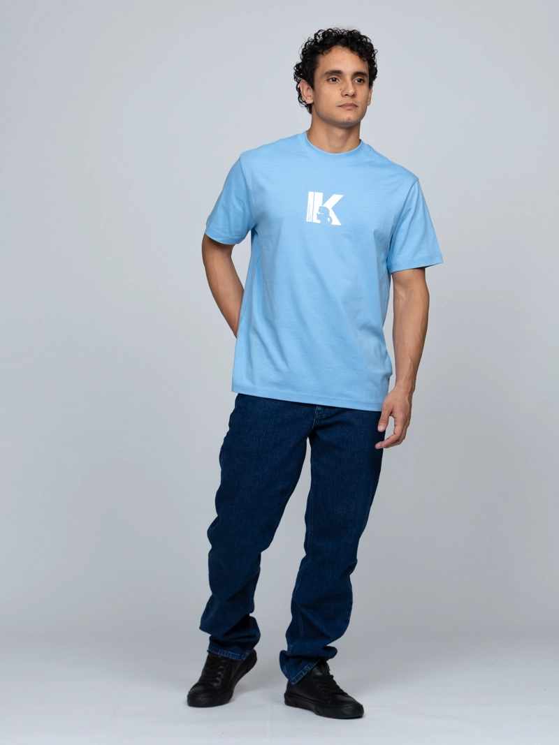POLERA CON GRAFICO ESTAMPADO K - 2