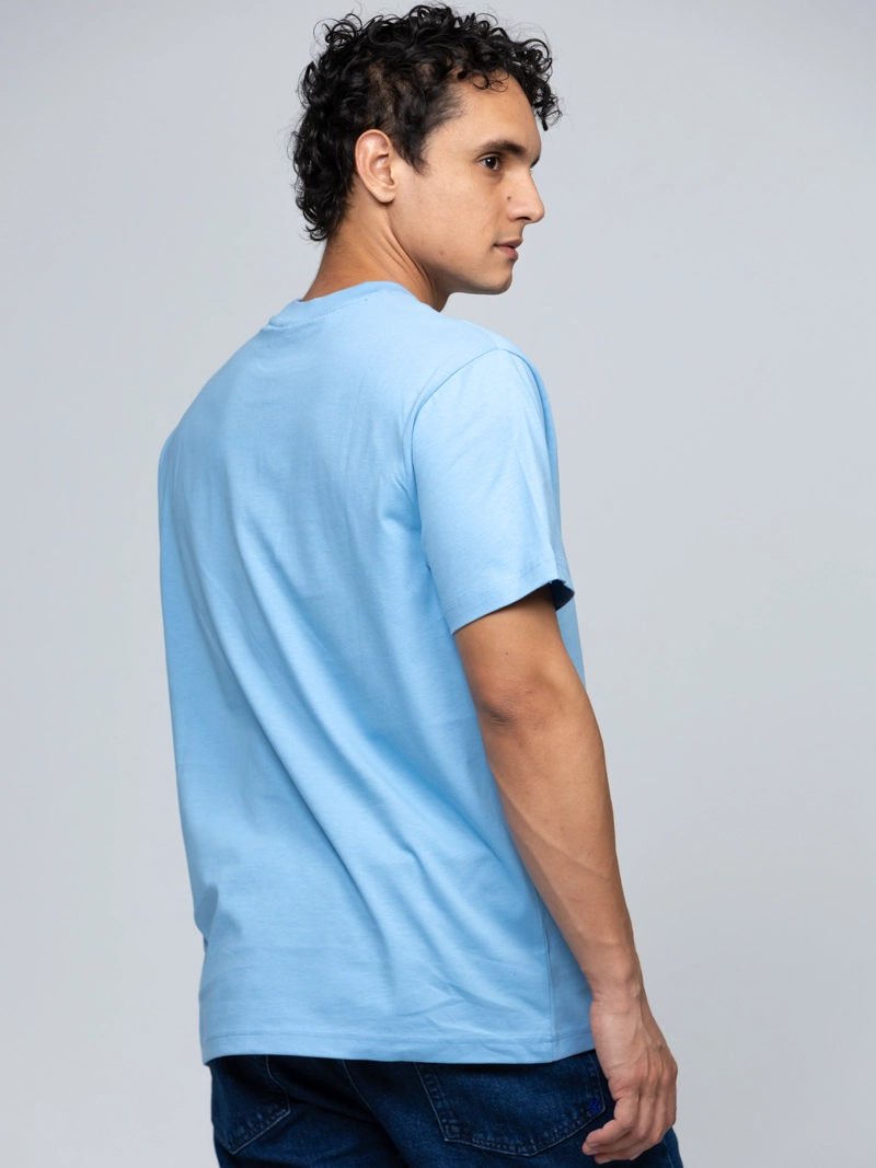 POLERA CON GRAFICO ESTAMPADO K - 4