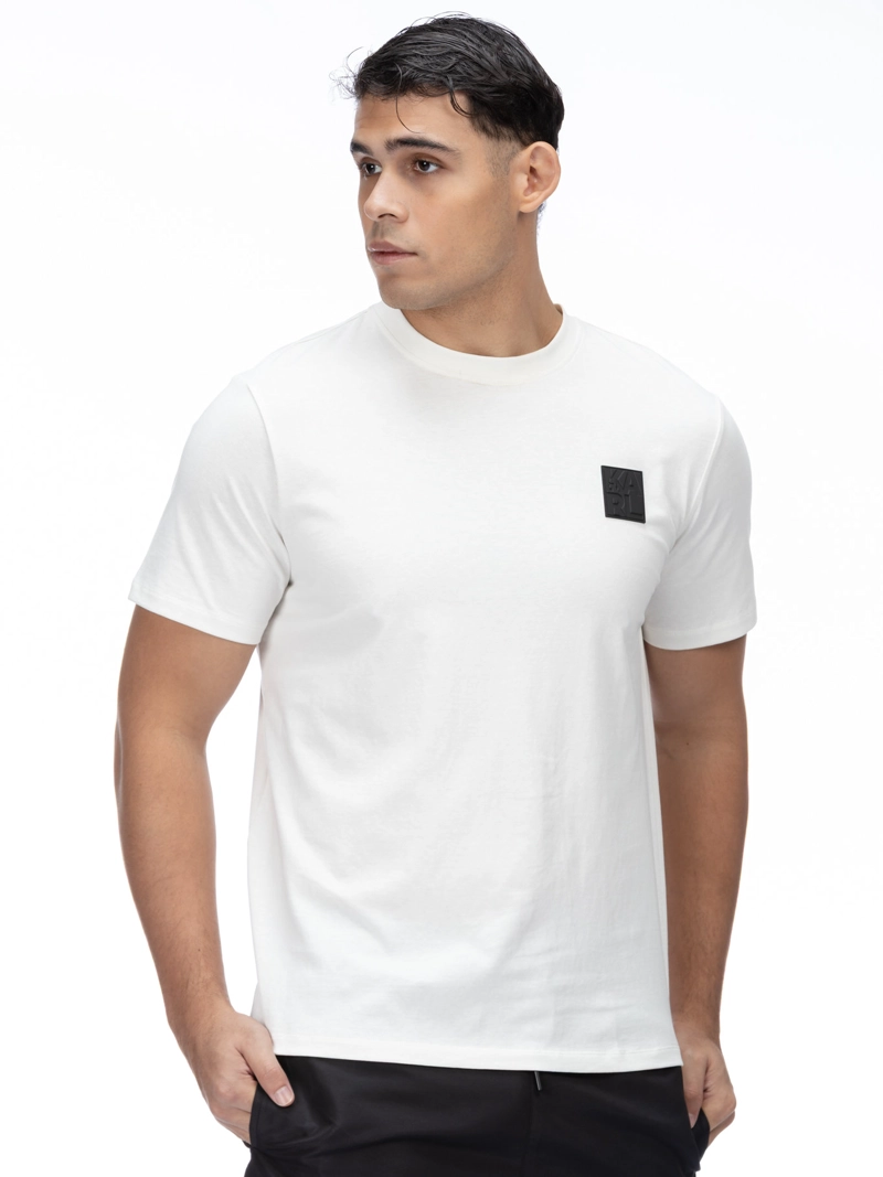 POLERA CON PARCHE DE GOMA - 1