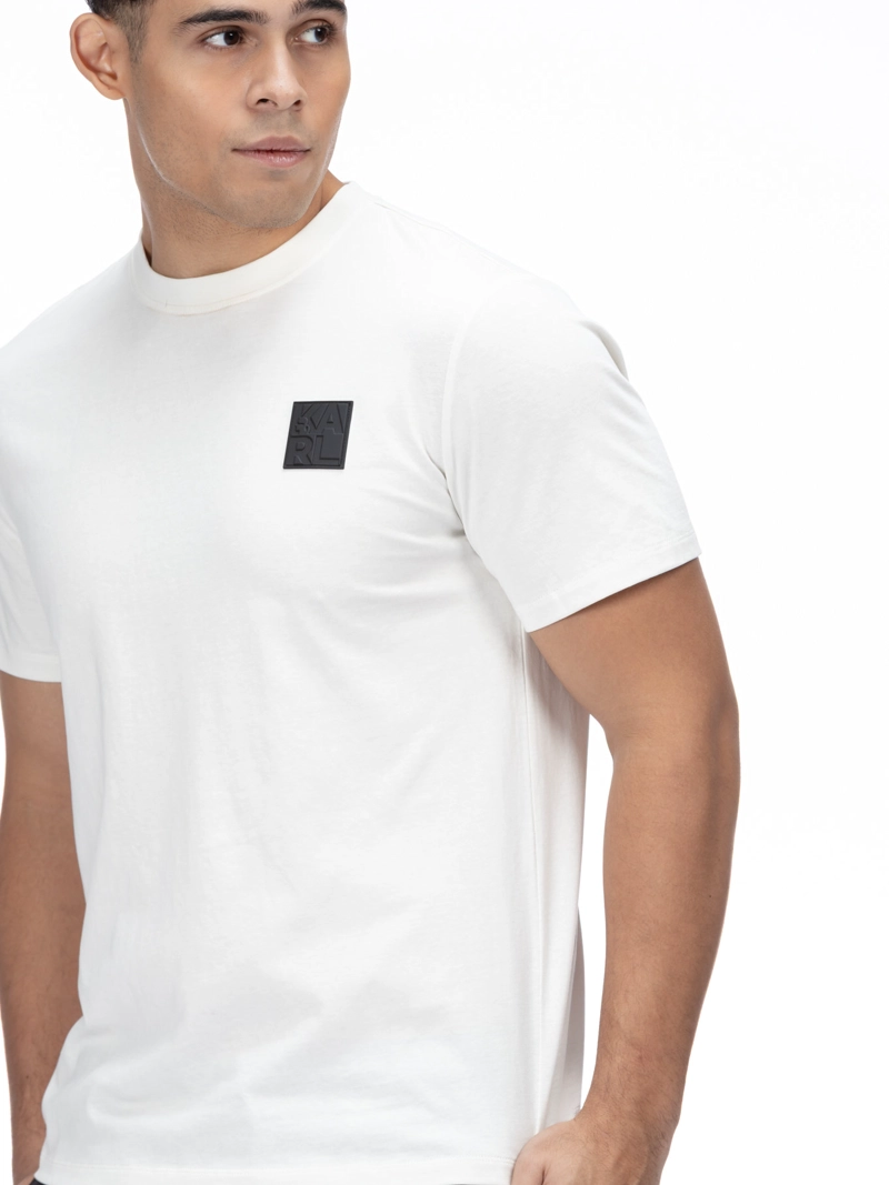 POLERA CON PARCHE DE GOMA - 5