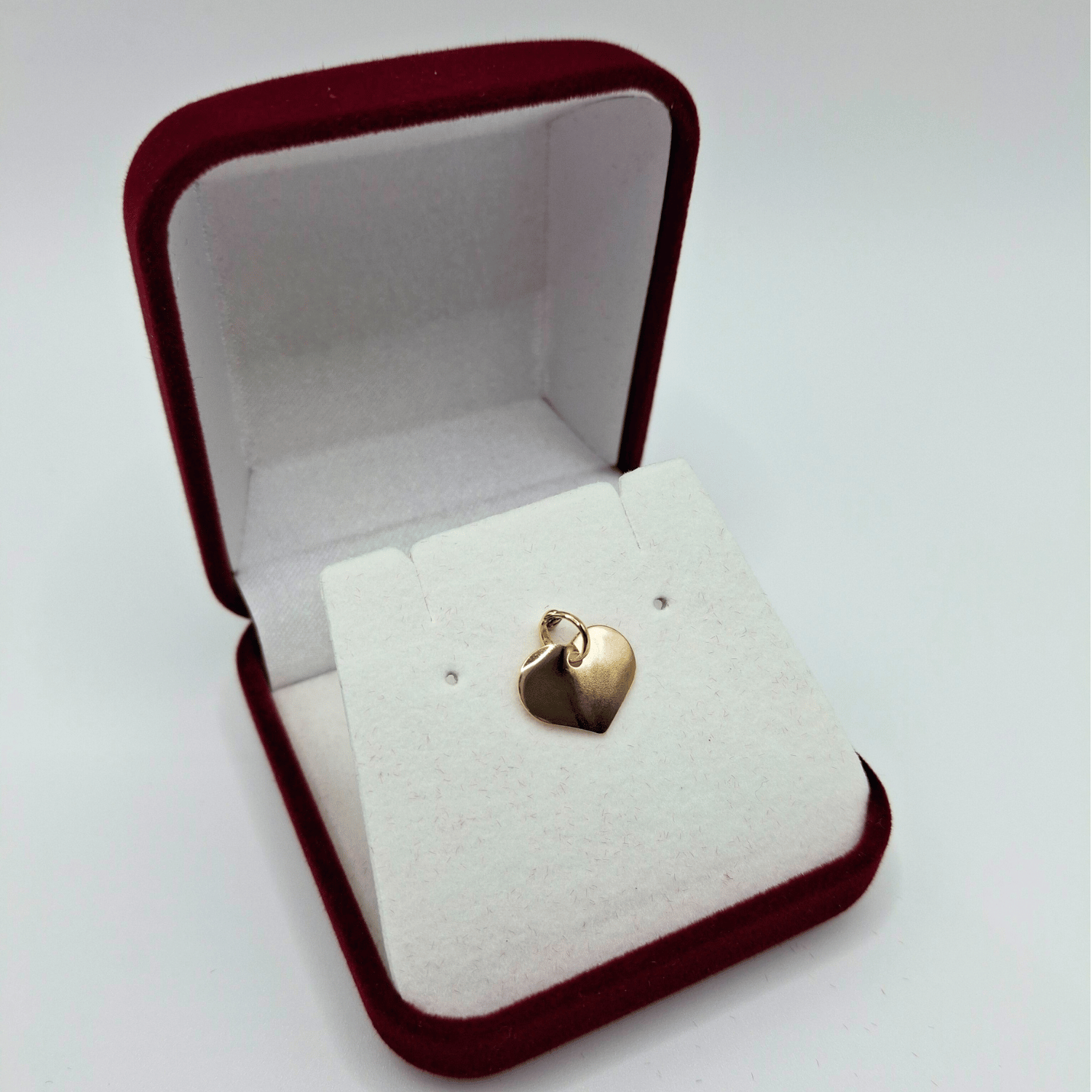 COLGANTE CORAZÓN DE ORO 18K - 1