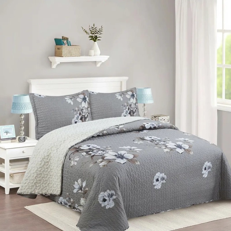 CUBRECAMA QUILT SHERPA 2PL W.M G -BLANCOS Y BEIGE ESTAMPADO FLORAL - 1