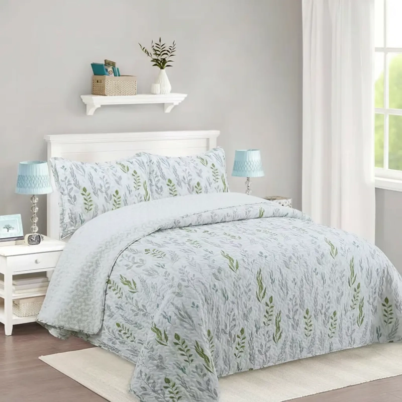 CUBRECAMA QUILT SHERPA 2PL - VERDE GRIS Y CELESTE SUAVE HOJAS Y RAMAS - 3