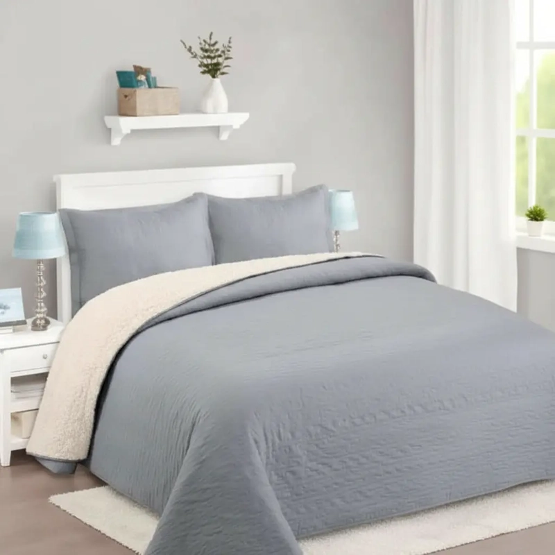CUBRECAMA QUILT SHERPA 1.5 W.M G- GRIS LISO - 3