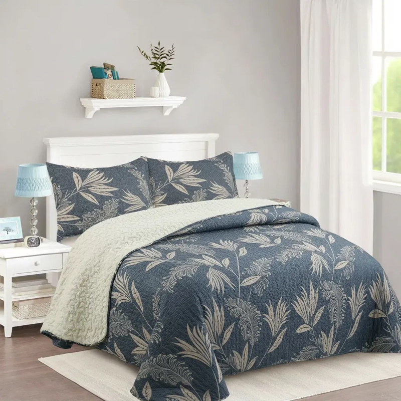 CUBRECAMA QUILT SHERPA 2PL W.M G FLORAL EN TONOS AZUL Y BEIGE ESTAMPADO FLORAL ELEGANTE Y MODERNO - 2