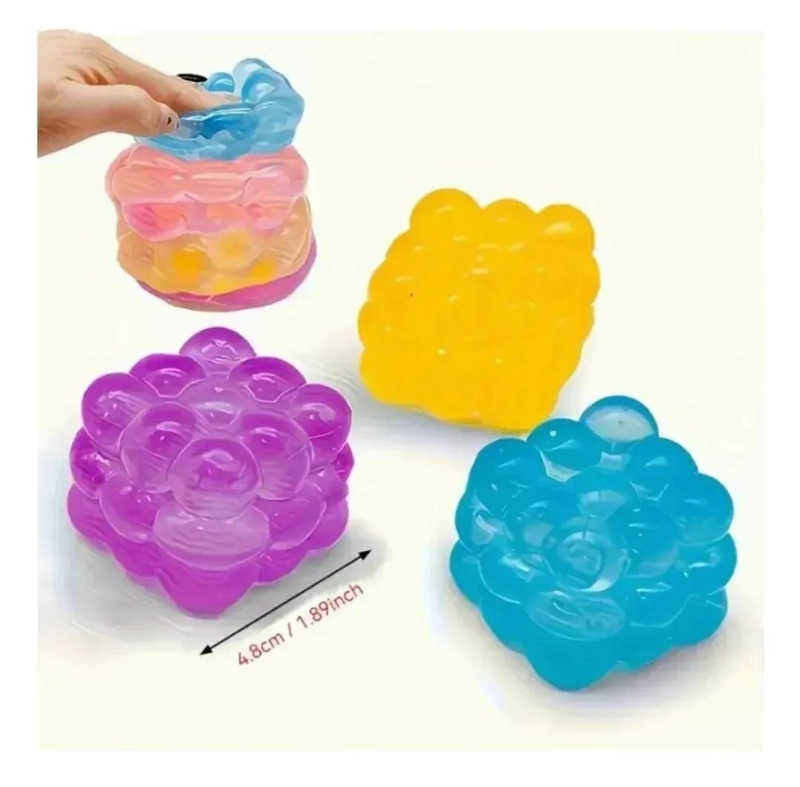 SQUISHY DE SILICONA FORMA DE CUBO BURBUJAS - 3