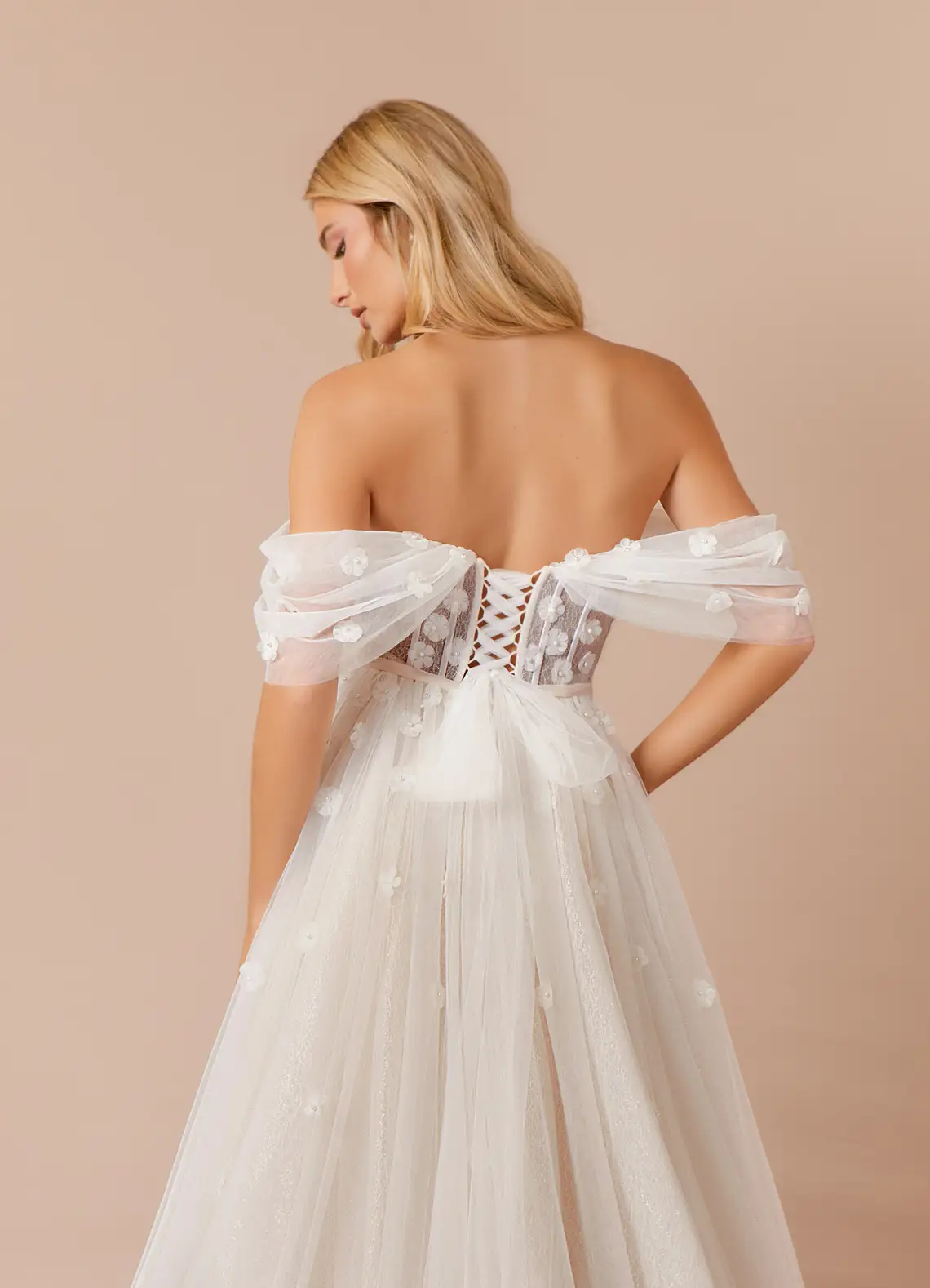 VESTIDO DE NOVIA LARGO DIAMANTE EN COLOR BLANCO DIAMANTE CHAMPAGNE CON CORSE AJUSTABLE - 2