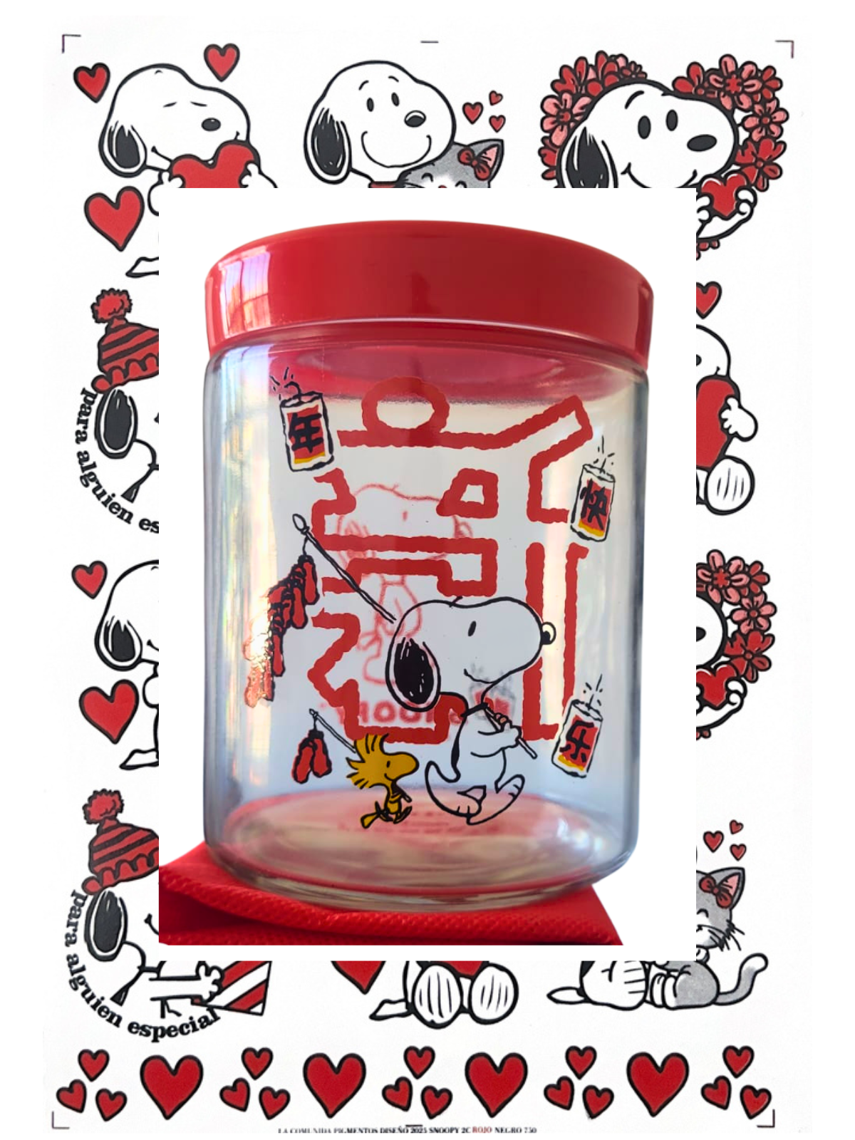 FRASCO DE VIDRIO RESISTENTE CON TAPA ENROSCABLE DISEÑO SNOOPY 850 ML - 1