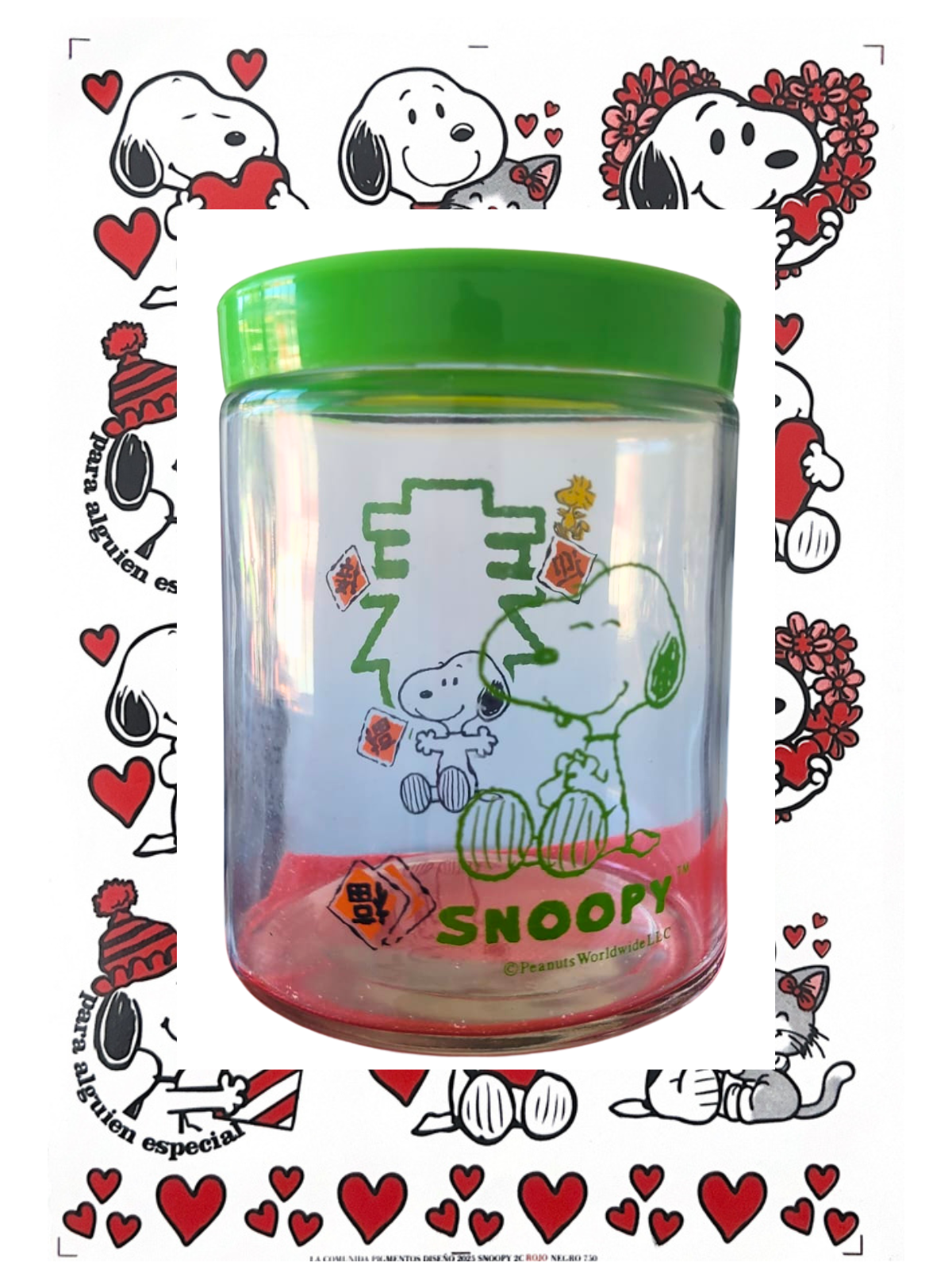 FRASCO DE VIDRIO RESISTENTE CON TAPA ENROSCABLE DISEÑO SNOOPY 850 ML - 2