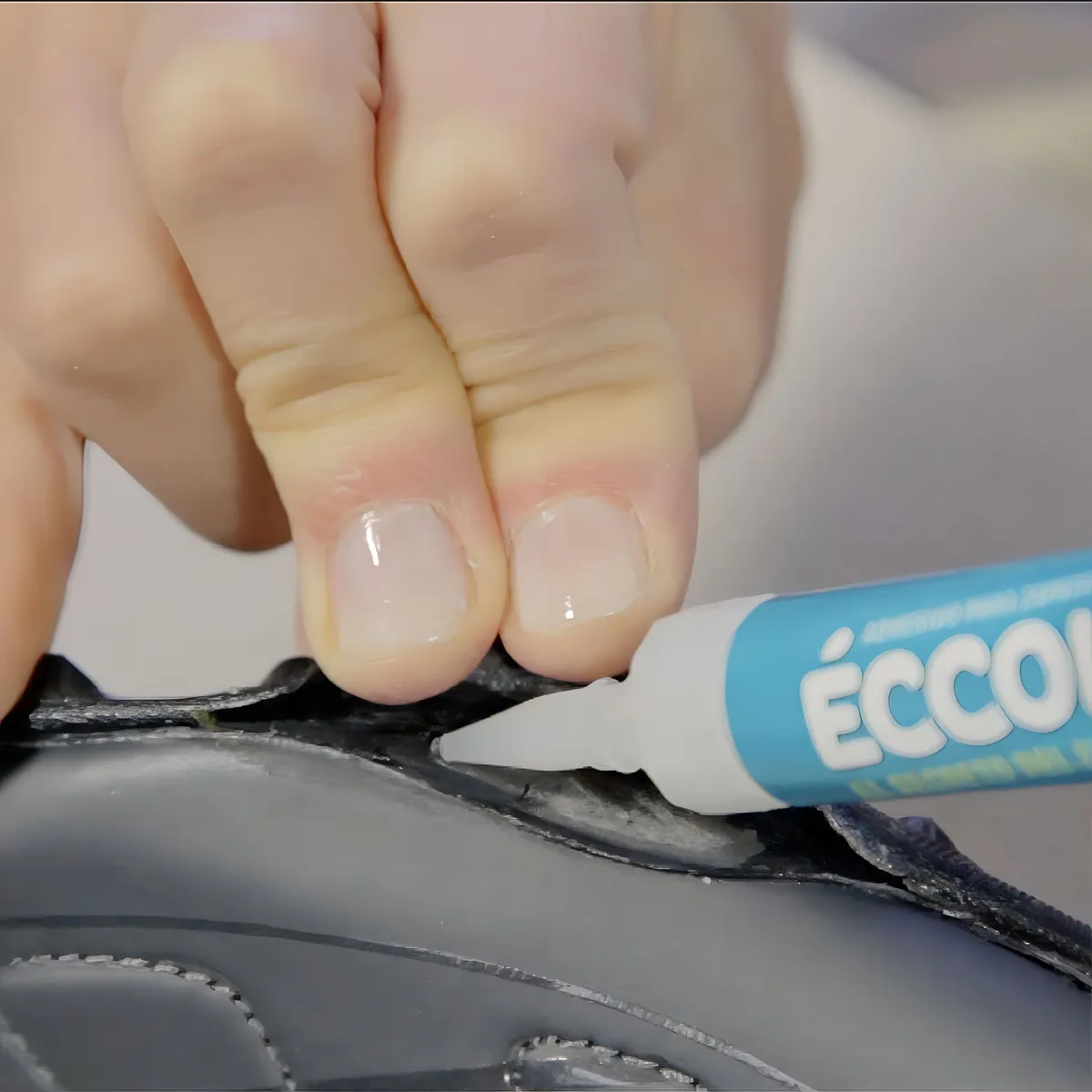ECCOLE® - ADHESIVO PARA ZAPATILLAS - 9G - 3