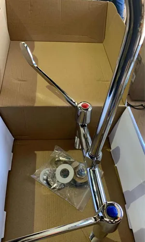 LLAVE LAVAPLATOS COMBINACION QUIROFANO ACCIONAR CON CODOS CO - 2