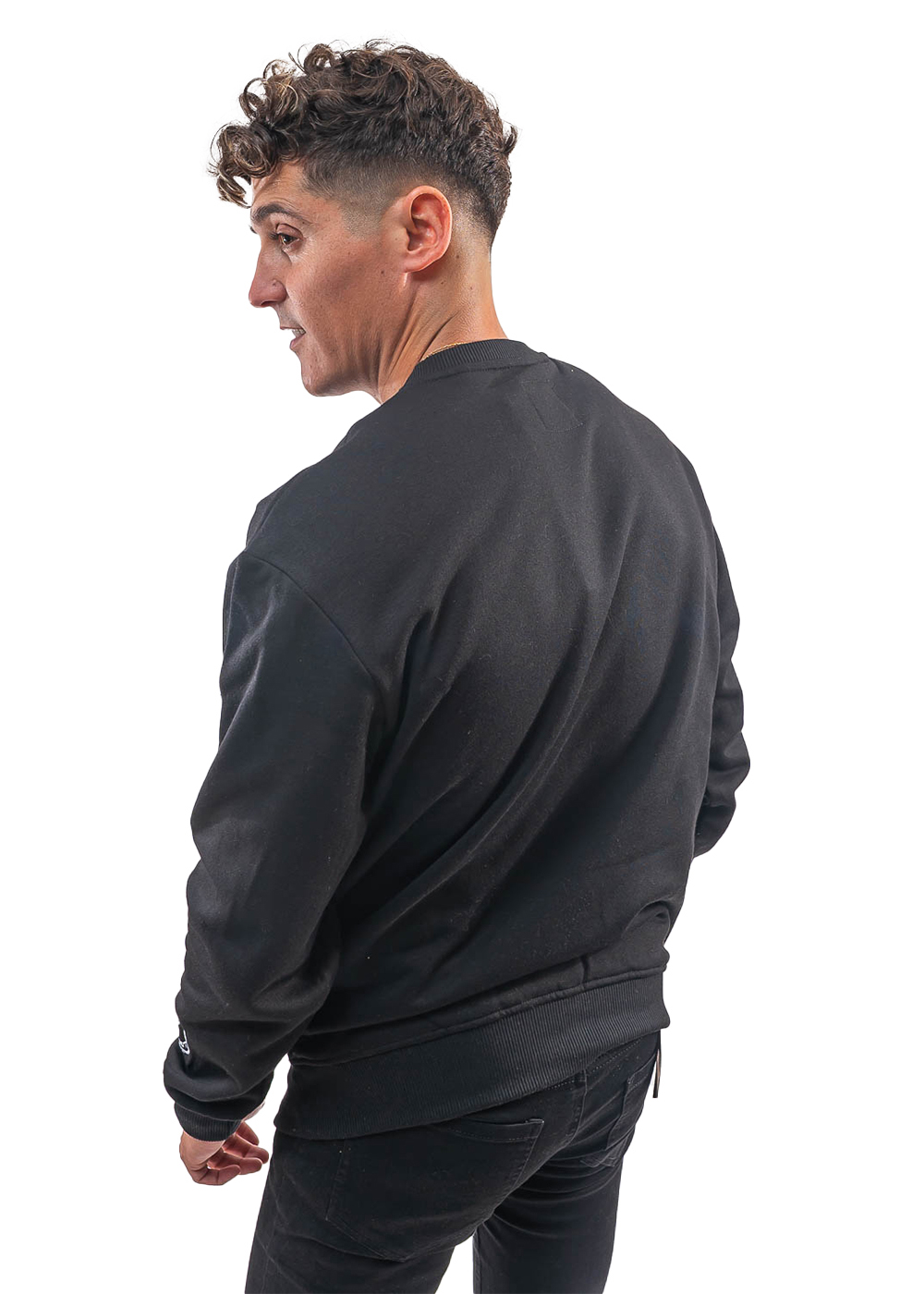 POLERÓN DE HOMBRE CON CUELLO POLO, DISEÑO LISO Y CORTE OVERSIZE. - 2