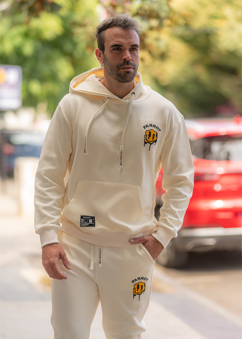 SET DE BUZO PARA HOMBRE, INCLUYE POLERÓN CON GORRO Y JOGGER. - 4