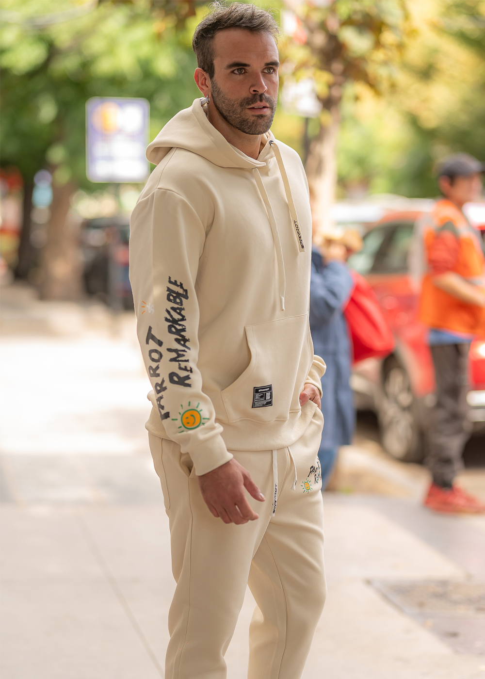 SET DE BUZO PARA HOMBRE, COMPUESTO POR POLERÓN CON GORRO Y JOGGER - 4
